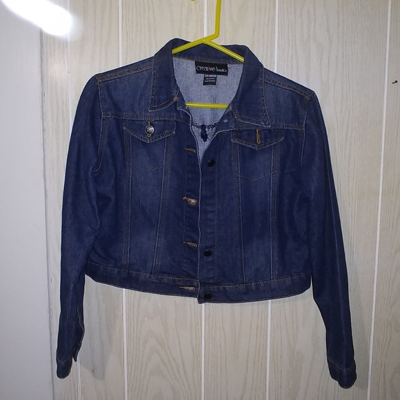 Jean jacket - Picture 1 of 5